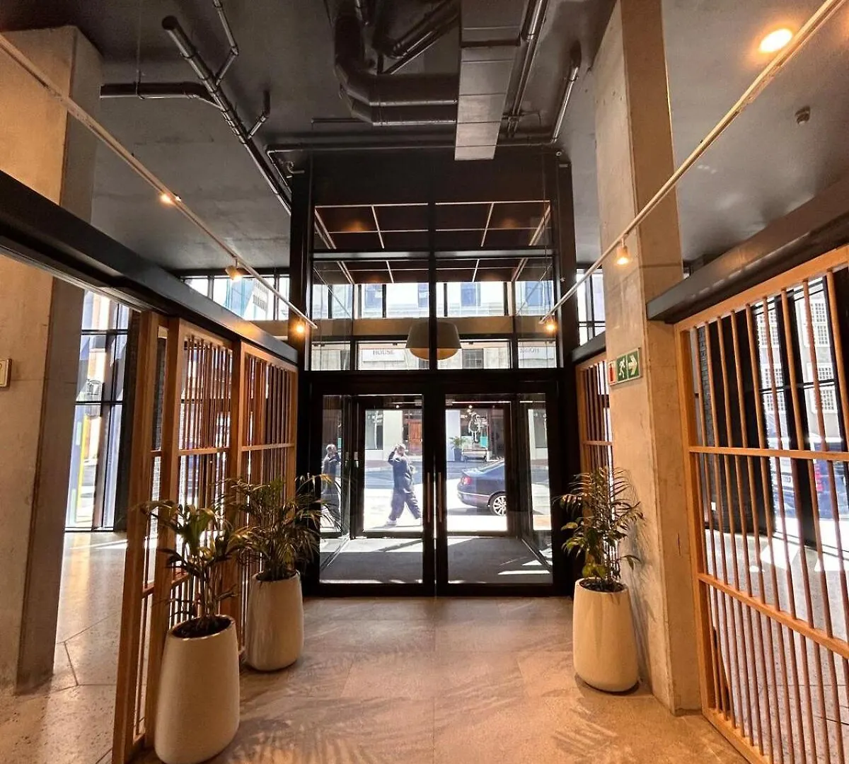 Luxurious Studio Apartment In Cape Town Central